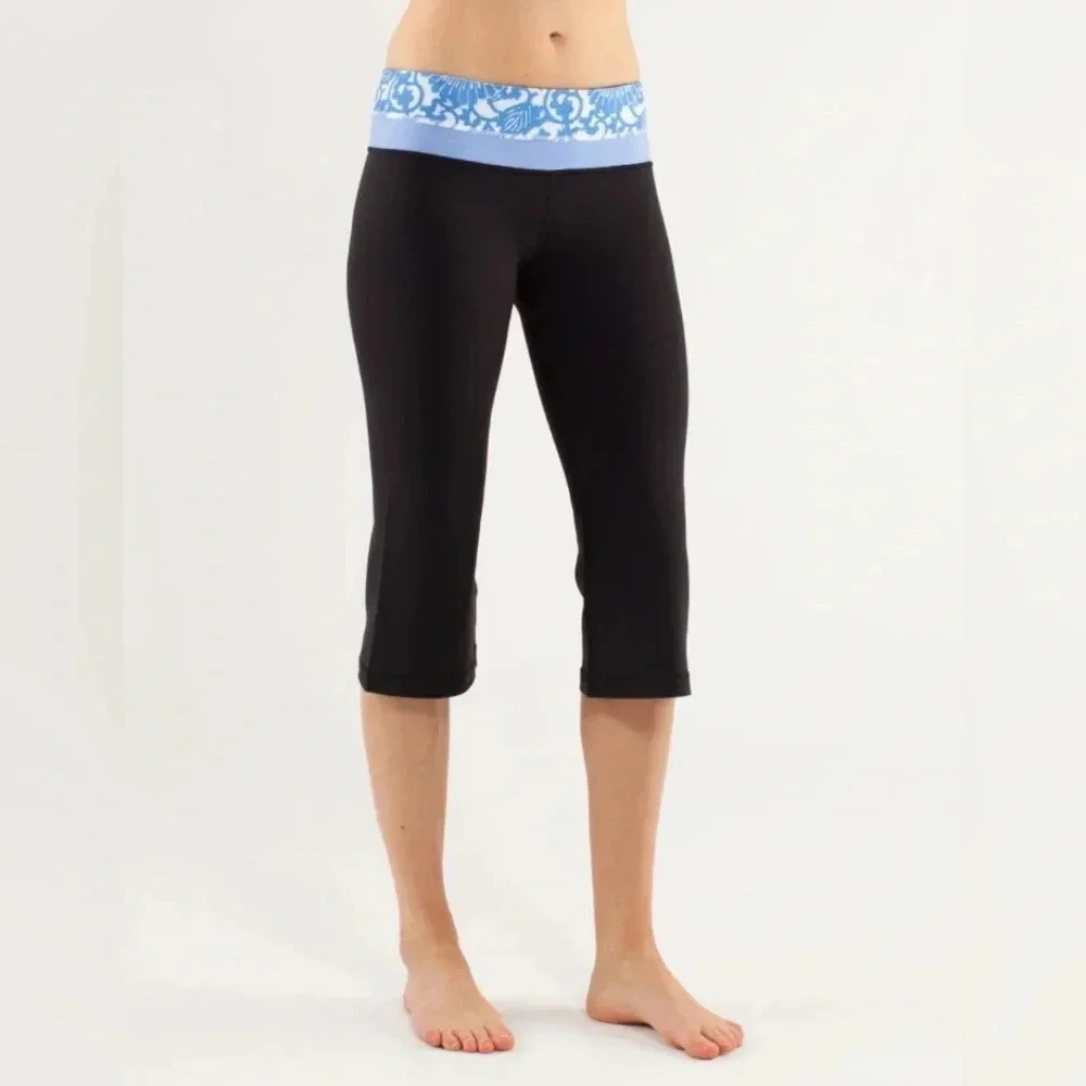 Lululemon Groove Crop Reversible Leggings Size 4